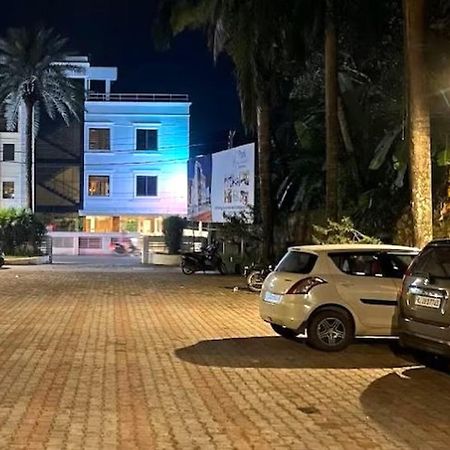 Hotel Park Residency Kozhencherry Kozhancheri Exterior photo
