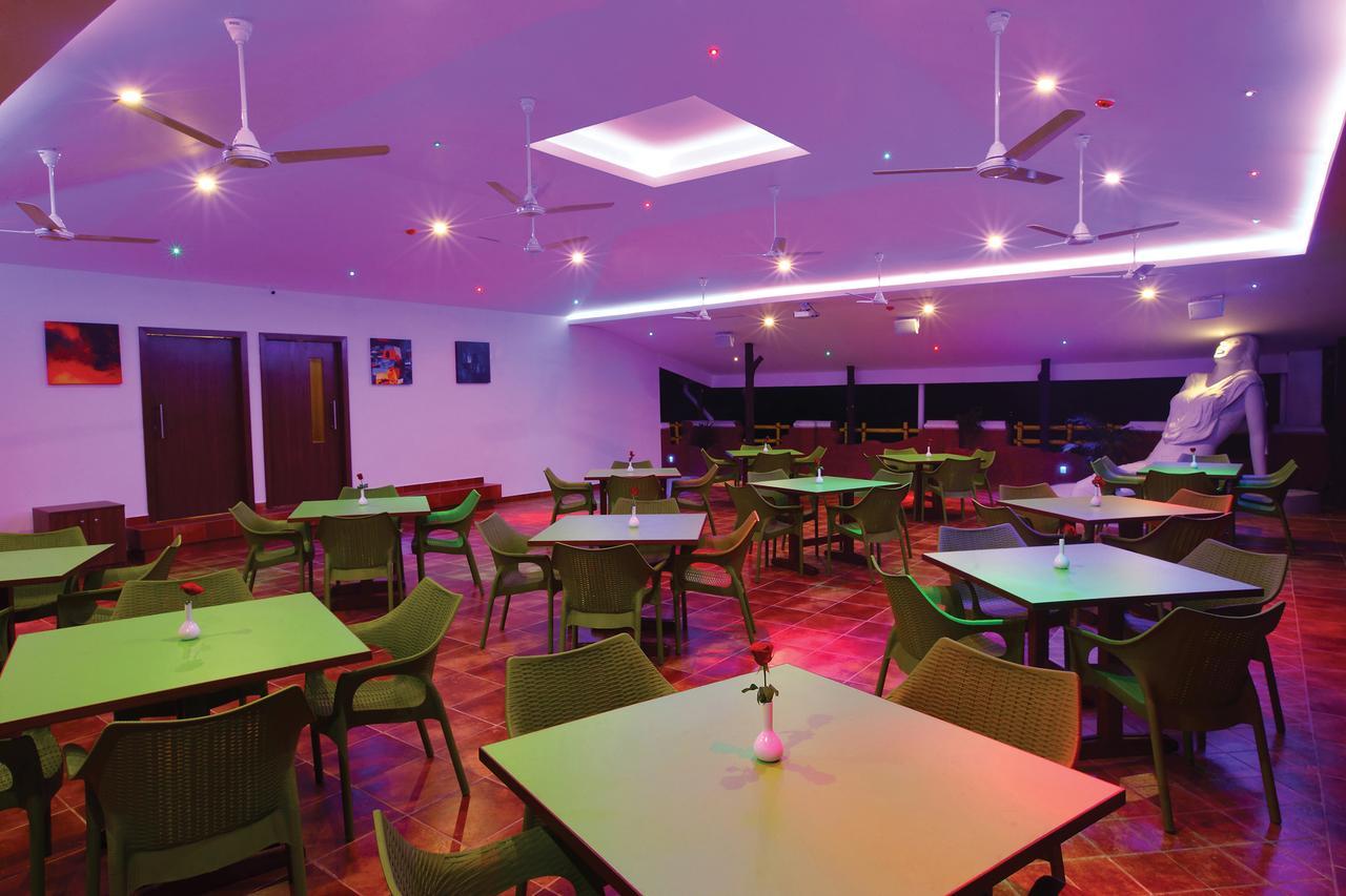 Hotel Park Residency Kozhencherry Kozhancheri Exterior photo
